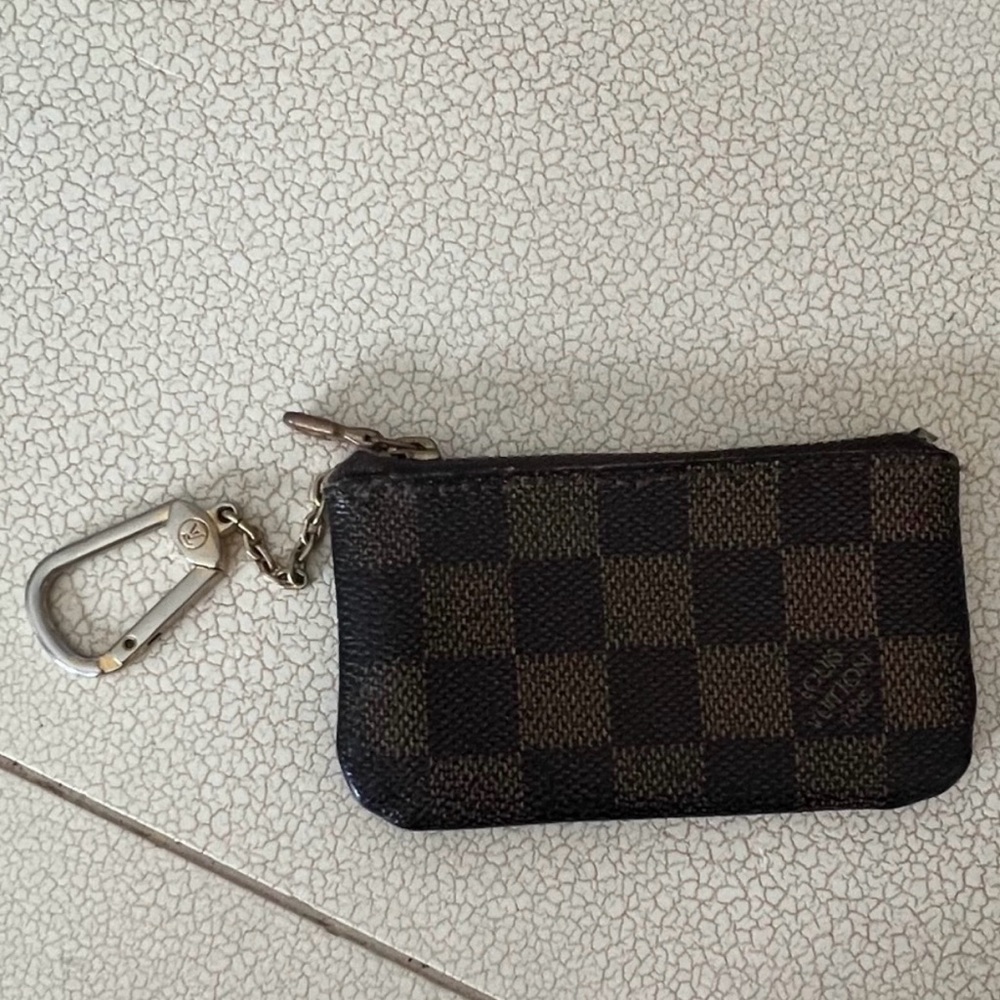 Louis Vuitton zip keychain cardholder